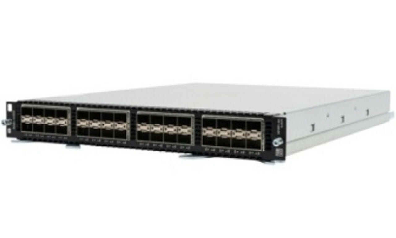 JL363A__89677.jpg HPE Aruba 8400X 32-port 10GbE SFP/SFP+ with MACsec JL363A - Imagen 1